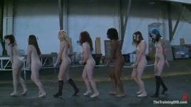 Кадр №2 с порно видео: Группа мужиков издевается над группой девушек